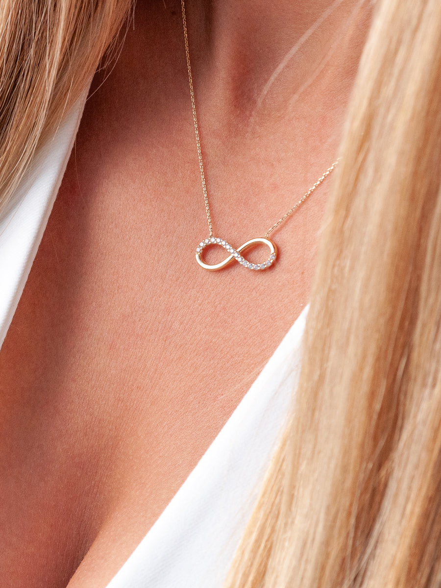 Aurum Infinity Necklace