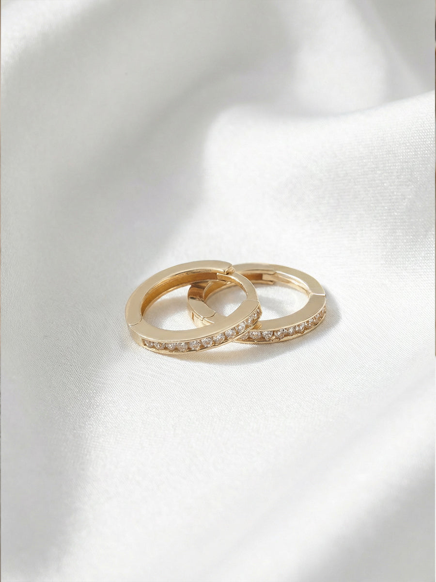 Aeterna Radiance Gold Hoops
