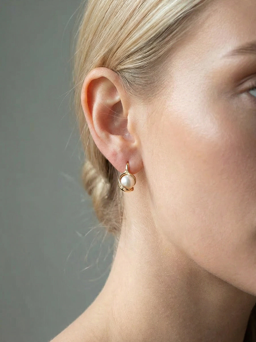 Juliette Pearl Earrings