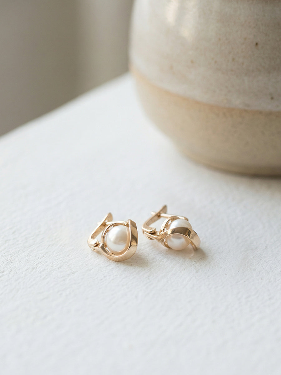 Juliette Pearl Earrings