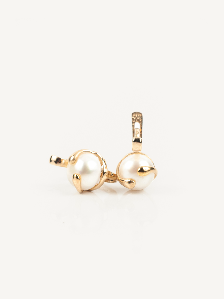 Isla Gold Pearl Earrings