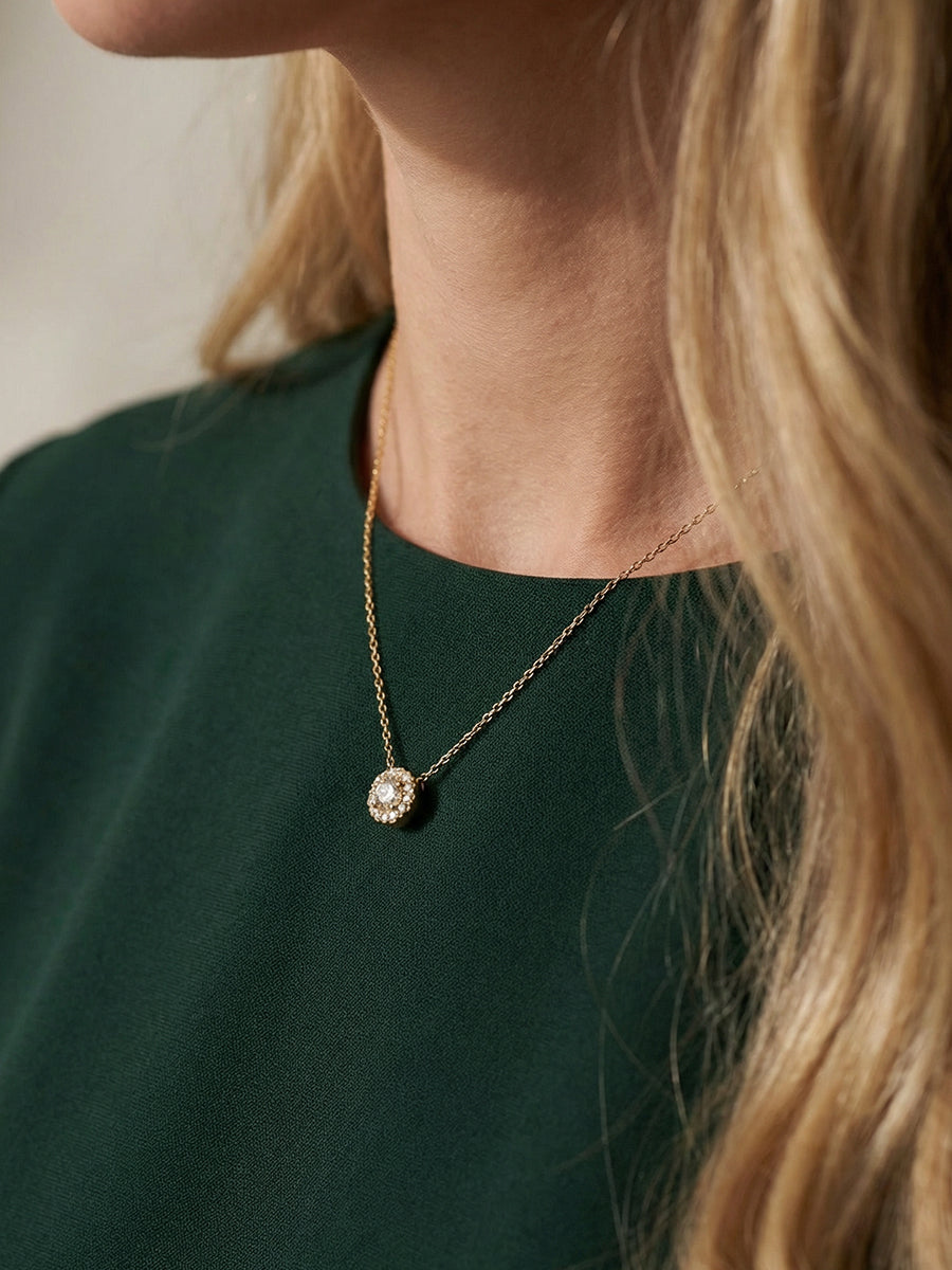 Lumière Gold Necklace