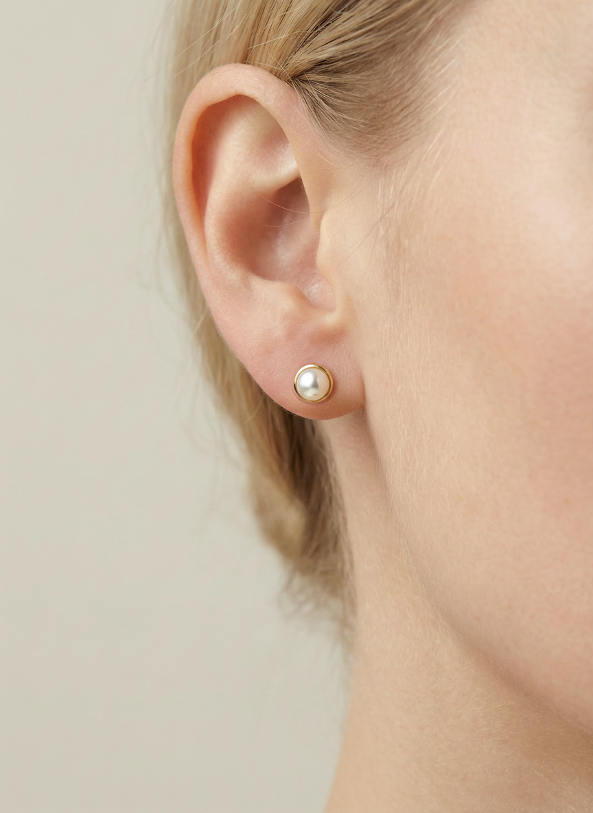 Capri Pearl Studs