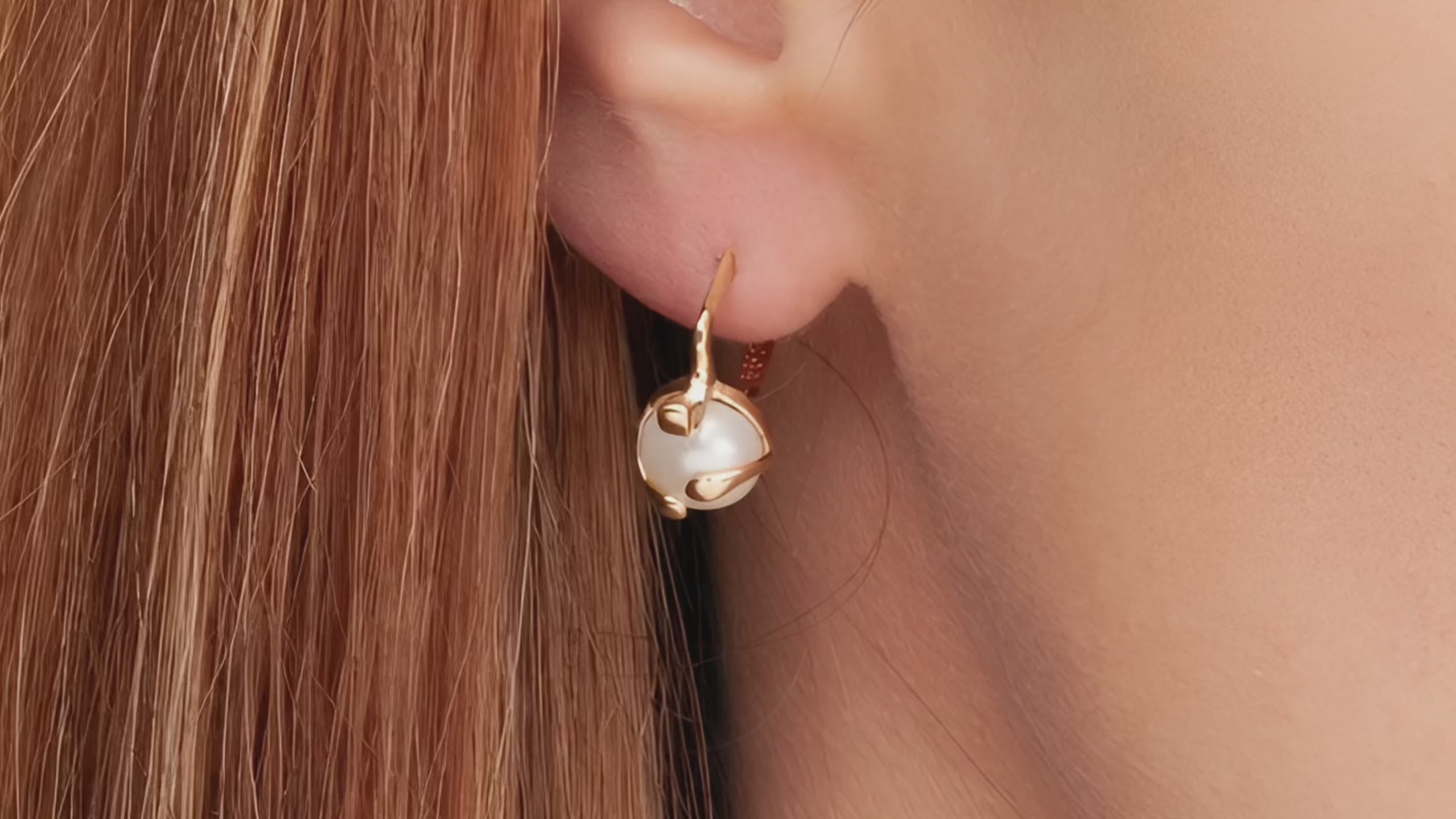 Isla Gold Pearl Earrings