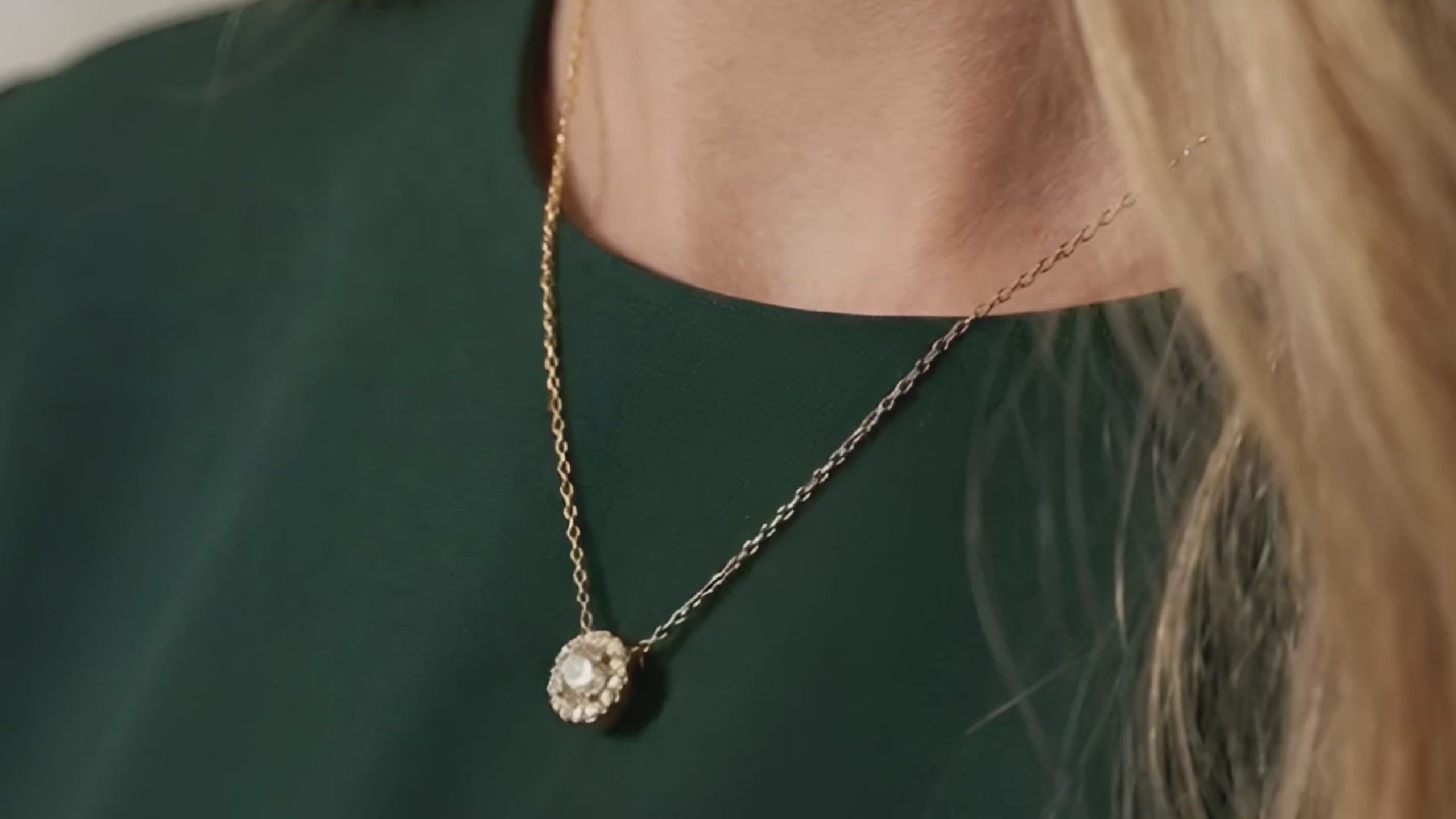 Lumière Gold Necklace
